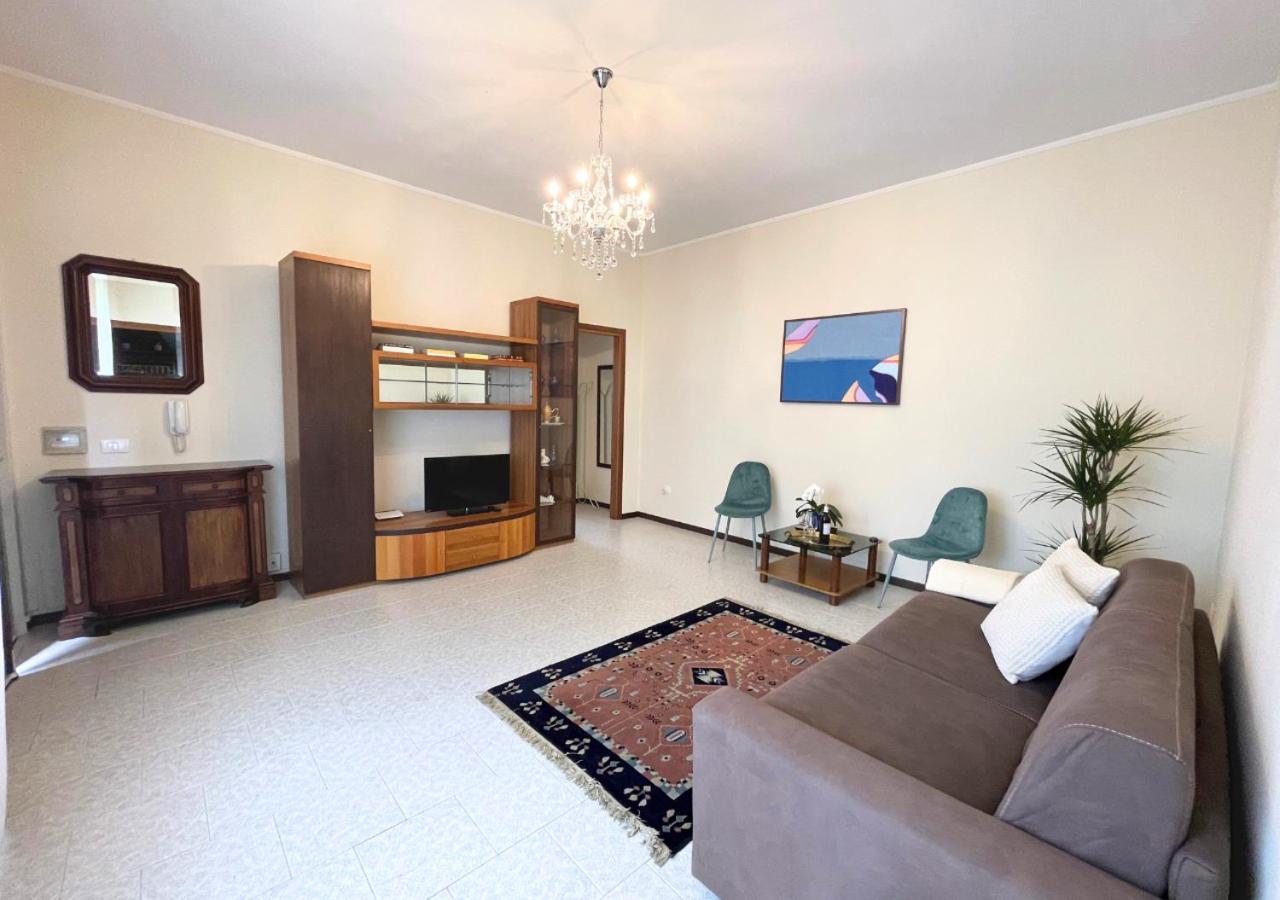 Villa Magnolia Apartments, Lago Di Garda بسكييرا ديل غاردا المظهر الخارجي الصورة