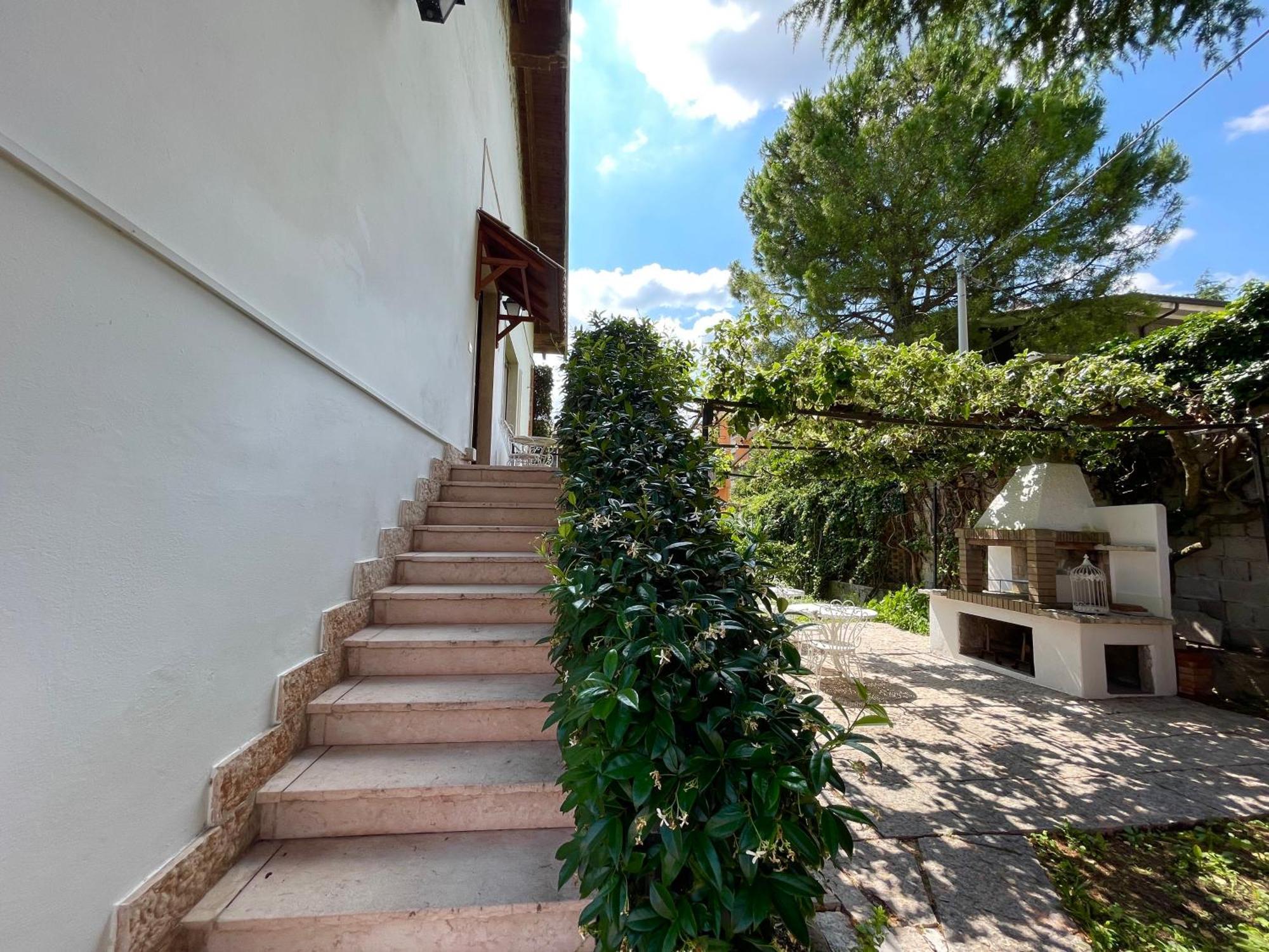 Villa Magnolia Apartments, Lago Di Garda بسكييرا ديل غاردا المظهر الخارجي الصورة