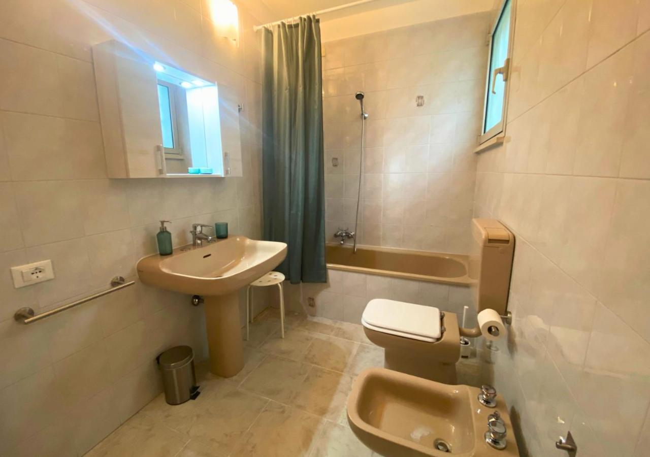 Villa Magnolia Apartments, Lago Di Garda بسكييرا ديل غاردا المظهر الخارجي الصورة