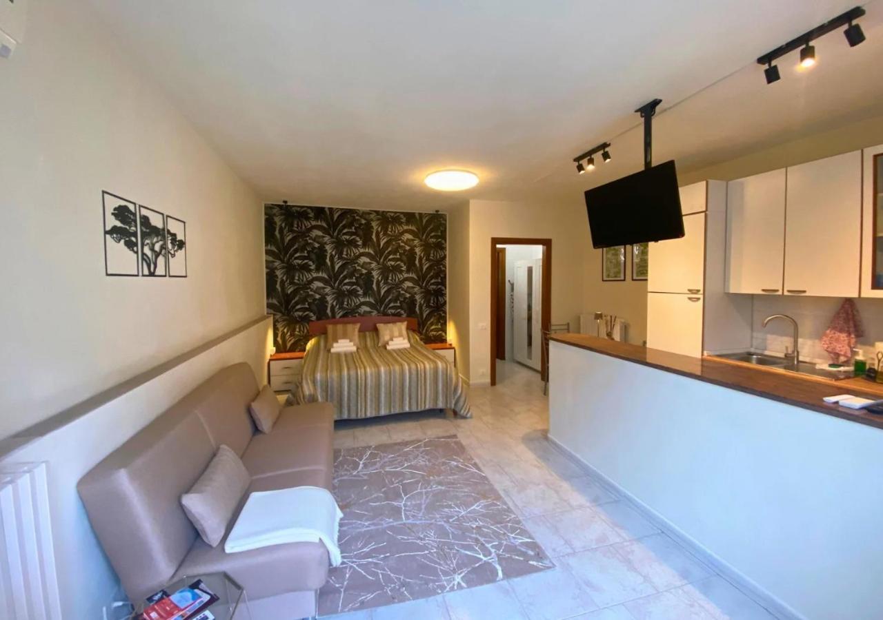 Villa Magnolia Apartments, Lago Di Garda بسكييرا ديل غاردا المظهر الخارجي الصورة